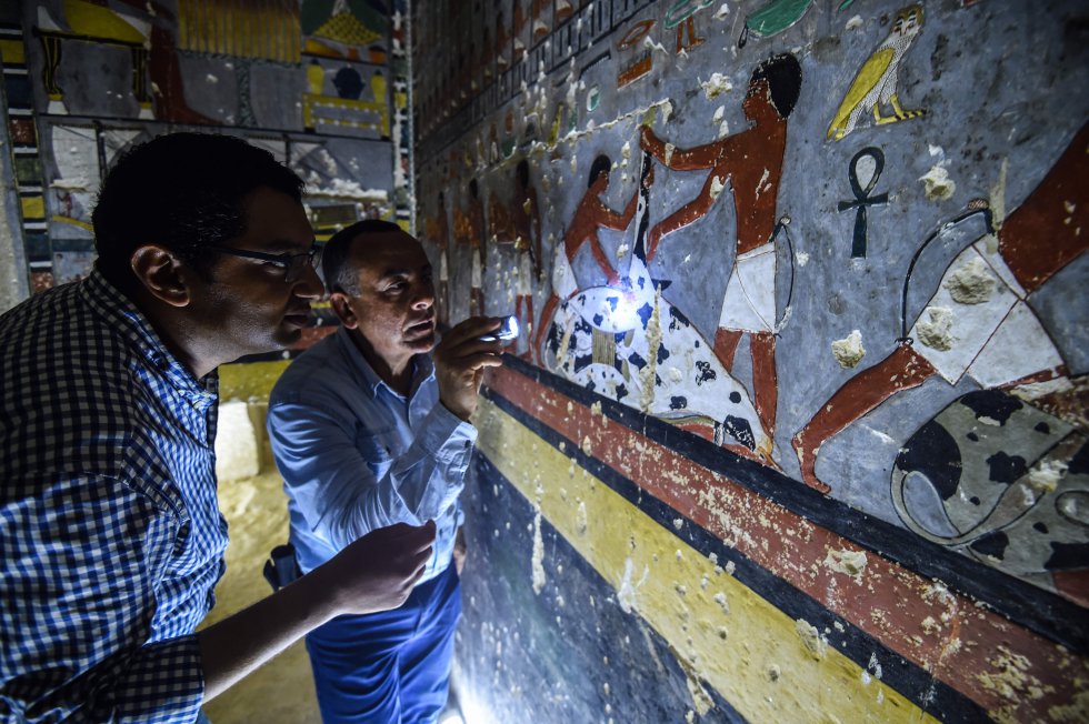 Arkeologlar Mısır'da 4.000 Yıllık ve Yeni Boyanmış Gibi Görünen Bir Mezar Keşfetti 4