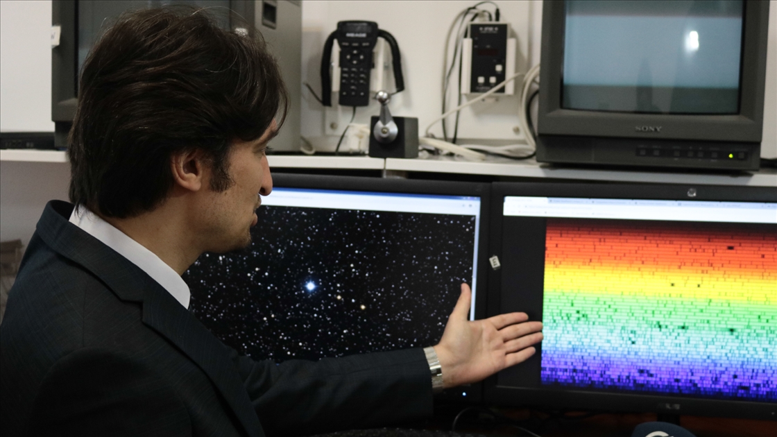 Türk Astronomdan Bilim Dünyasını Hareketlendiren Buluş: Tuhaf Dev Yıldız 1