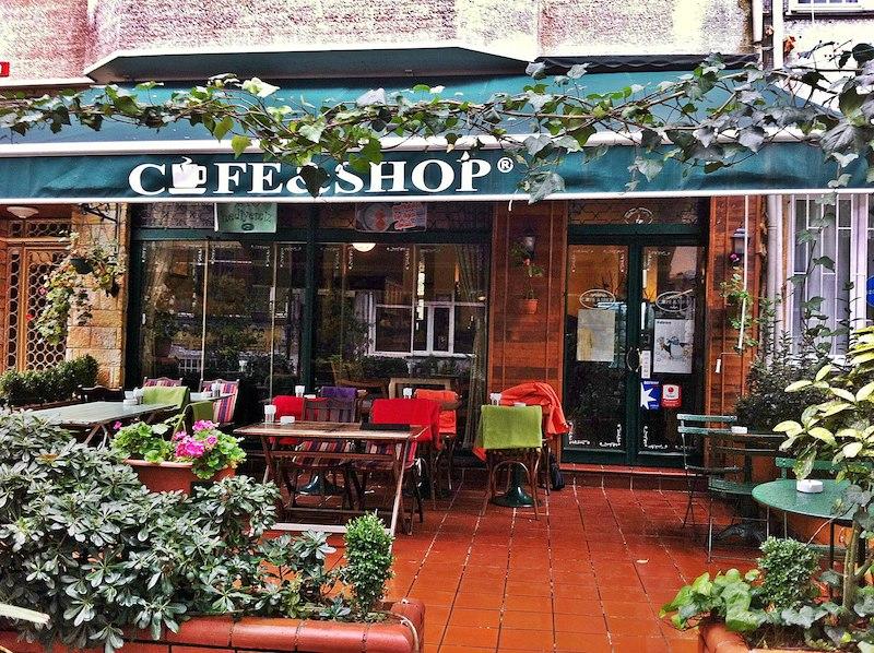 50 Cafes in Istanbul where you can go to work as soon as you grab your computer 15