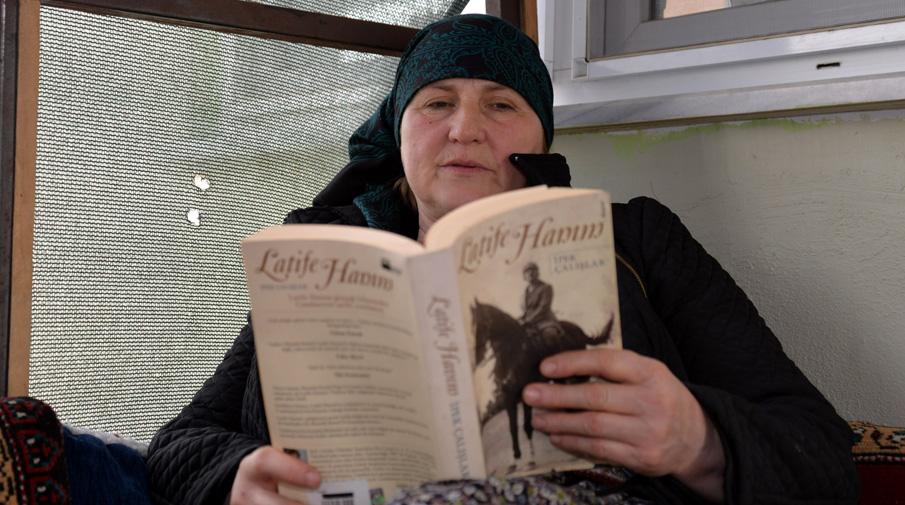 Koyun Besleyerek Bugüne Kadar 3000 Kitap Okumuş Bir Kadın: Bedriye Engin 1