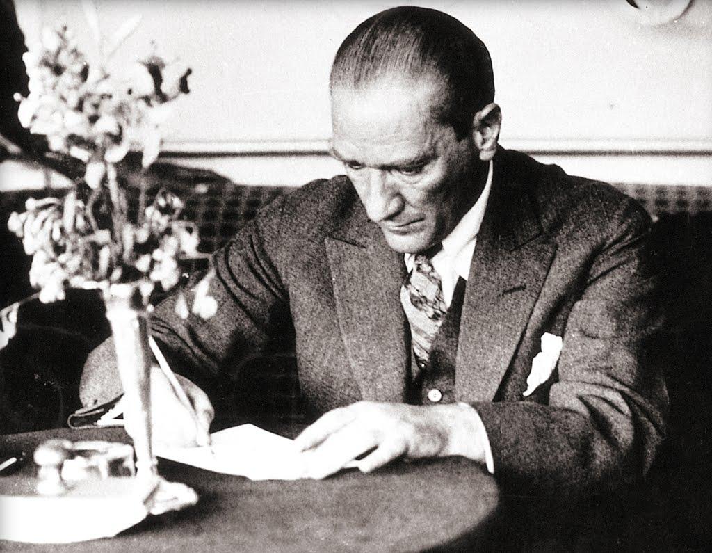 Atatürk Asker Olmasaydı Hangi Mesleğe Sahip Olacaktı? 2