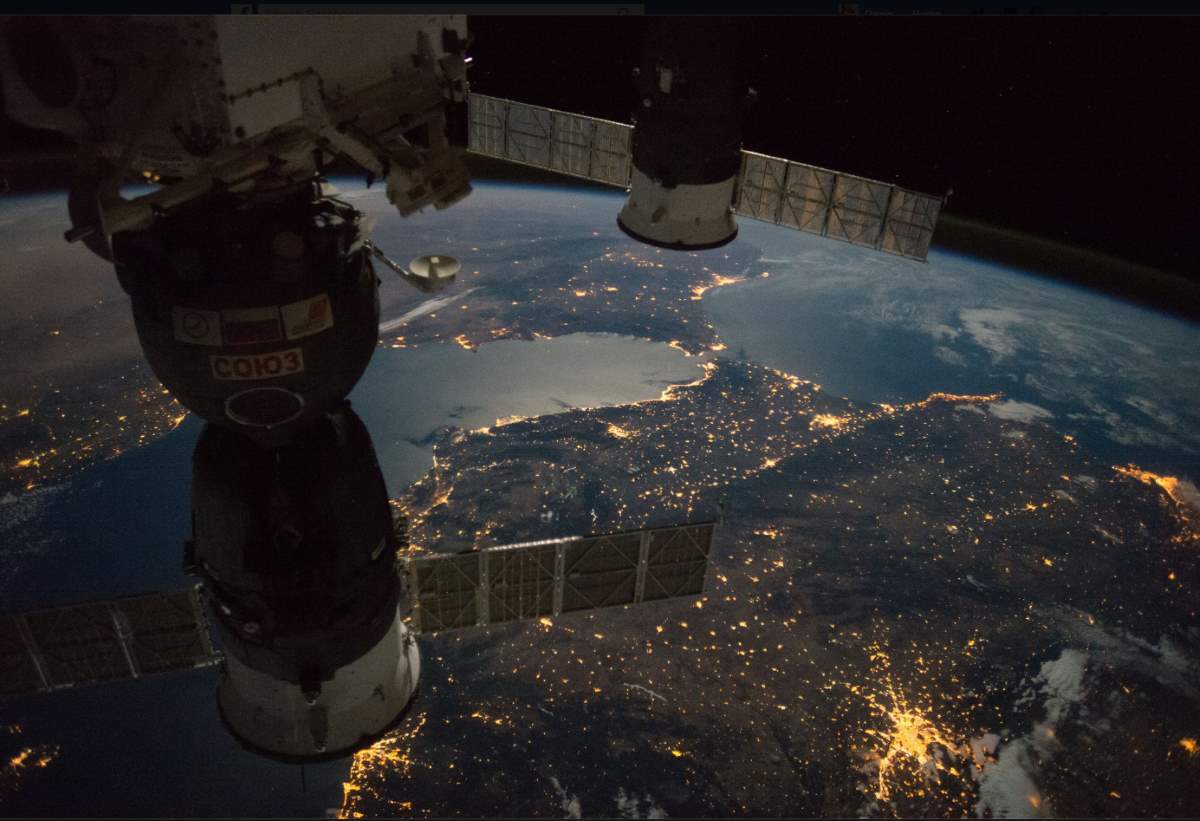 İnsanlığın Uzaydaki Evi : Uluslararası Uzay İstasyonu (ISS) 16