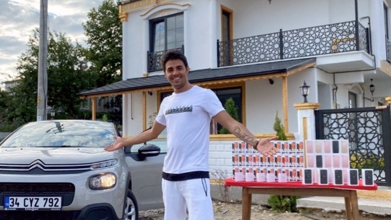 Instagram, Villa Çekilişi Yapan Türk Fenomenin Çekiliş Paylaşımını Sildi