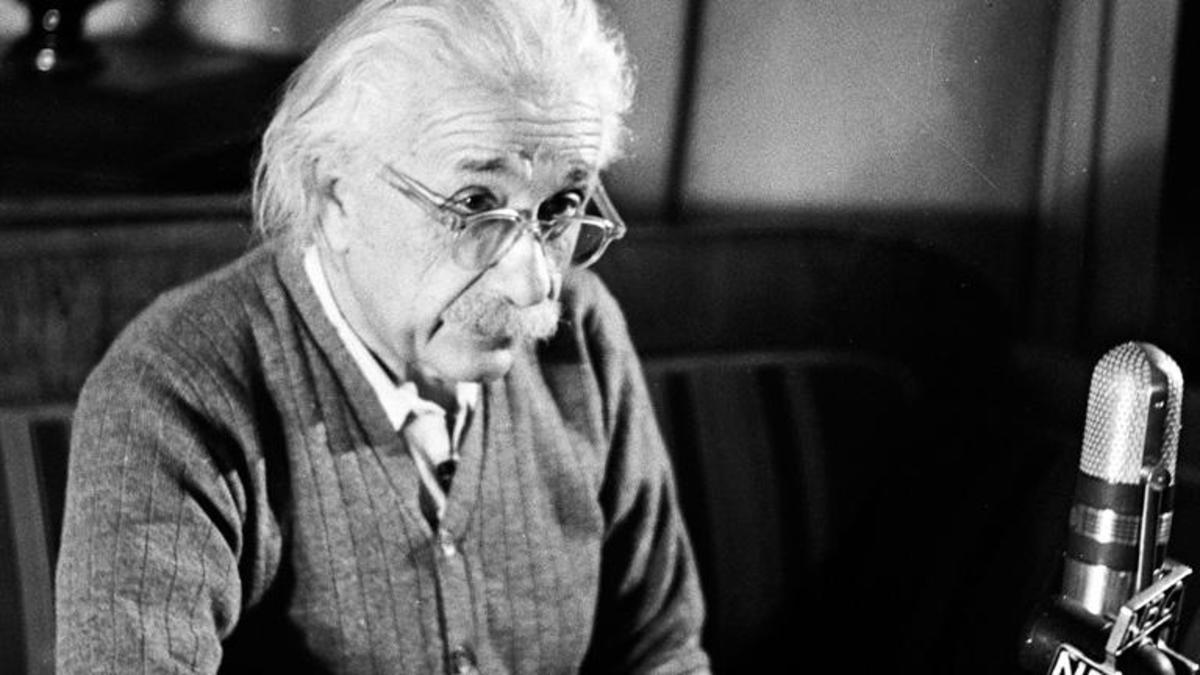 The Extraordinary Way of Thinking That Made Albert Einstein a Genius