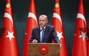 Erdoğan Yeni Önlemleri Açıkladı: ‘Restoran, Kuaför, Konser Alanları, Sinemalar 22:00’de Kapanacak’