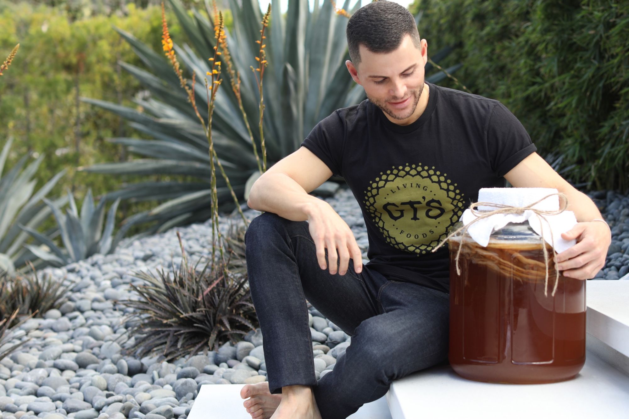 From Mom’s Cancer to the Kombucha Kingdom: How GT Dave Built His Empire