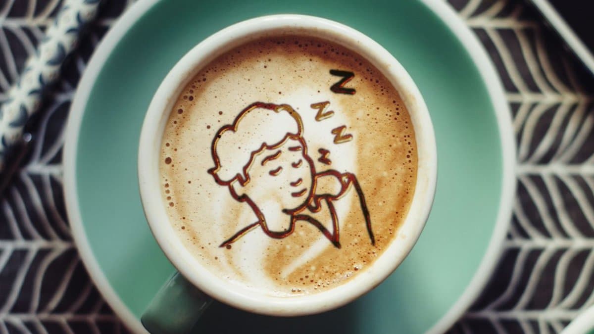 30 Dakika Süren ve Oldukça Dinç Hissettiren Bir Yöntem: Kahve Uykusu