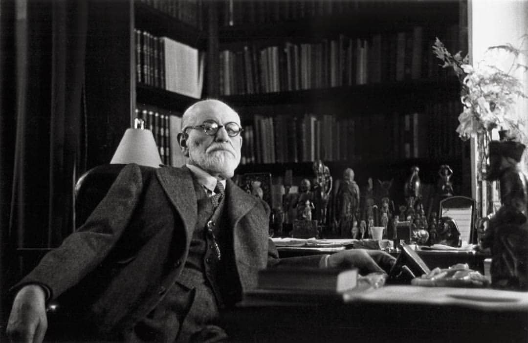 Hayatınızı ve Ondan Ne İstediğinizi Düşünmenizi Sağlayacak 17 Sigmund Freud Alıntısı