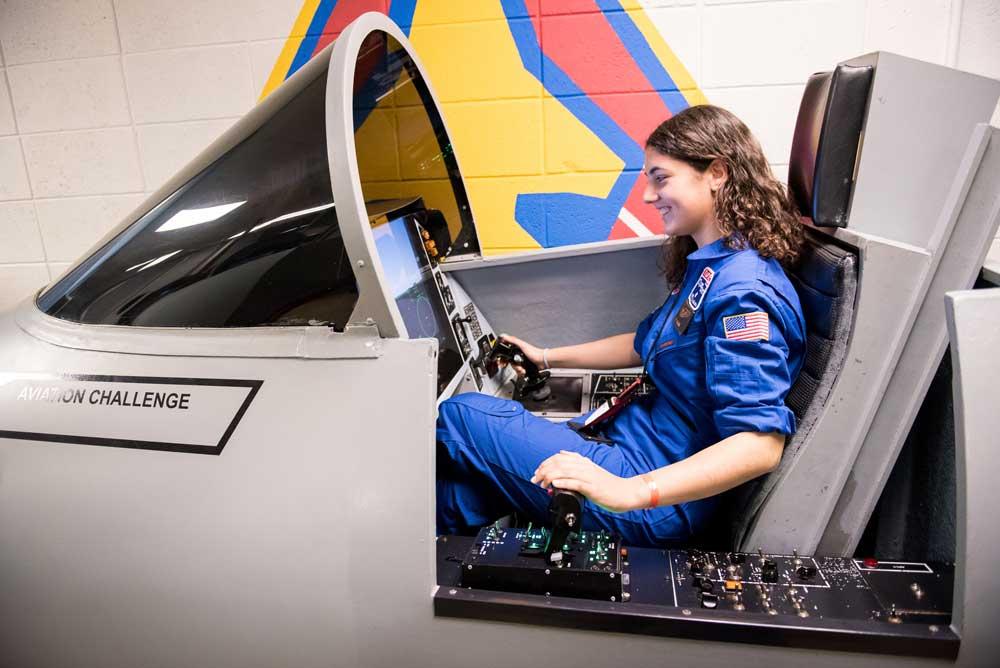 ABD’nin Uzay Kampında Eğitim Gören 16 Yaşındaki Selin Turhan’ın Hedefi NASA