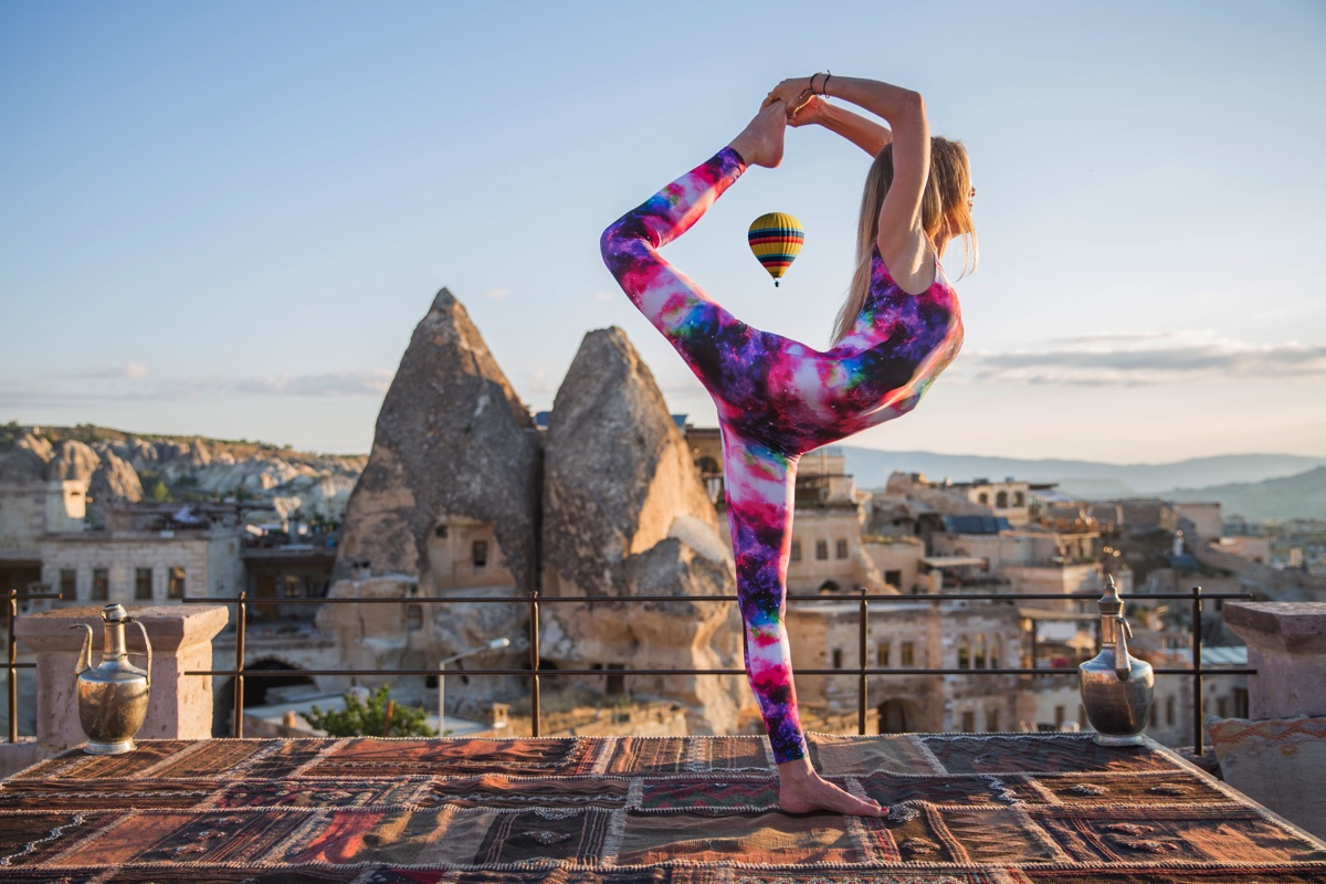 En Temel Yoga Hareketleri – Yoga Vücudunuzu Nasıl Etkiliyor? Hangi Kasları Çalıştırıyor?