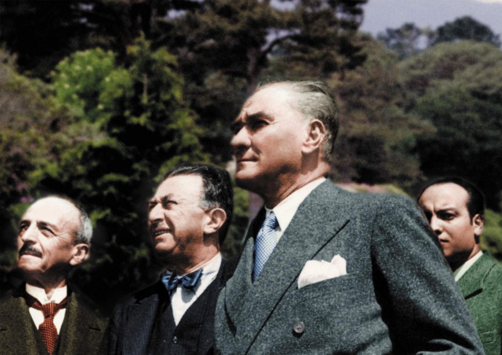 15 Inspirational Quotes of Mustafa Kemal Atatürk About Success and Diligence