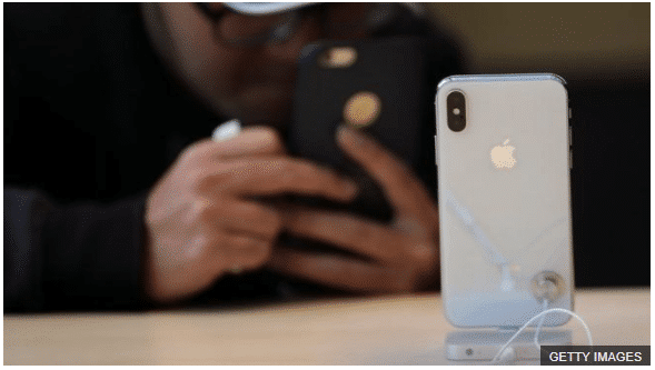 Apple daha az iPhone sattı, kârı rekor kırdı