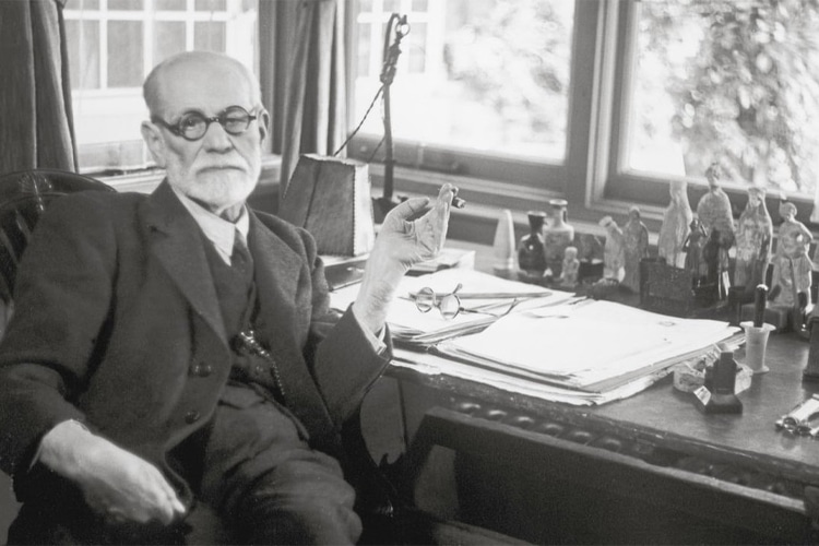 sigmund freud kimdir