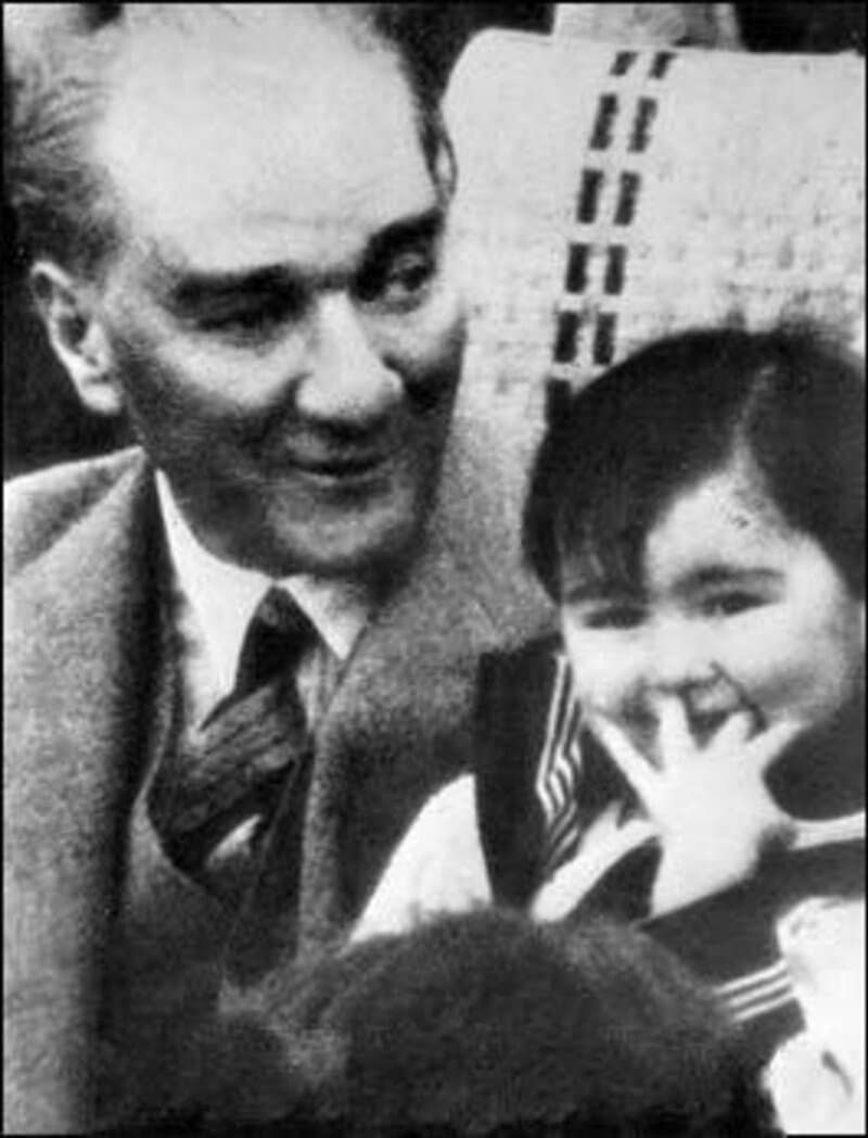 ataturk and child