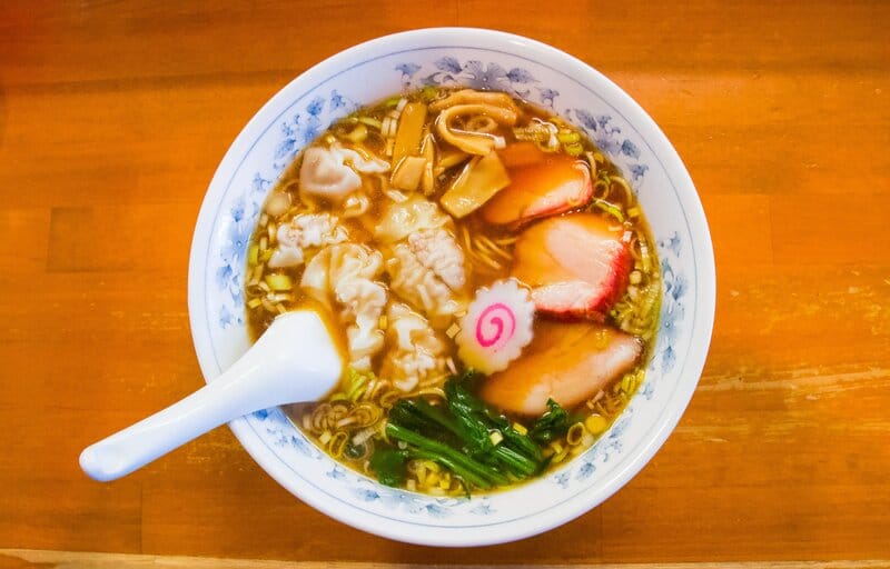 Ramen: Bol Malzemeli Uzakdoğu Çorbası