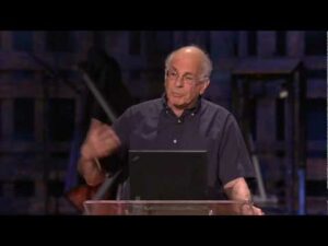 Nobel Ödüllü Daniel Kahneman ile Mutlu Hissetmek Hakkında [Video]